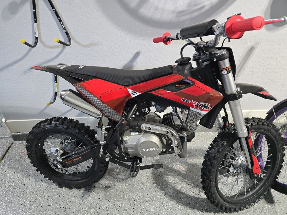 125cc Dirt Bike - Brand New