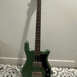 Epiphone 4 String Bass