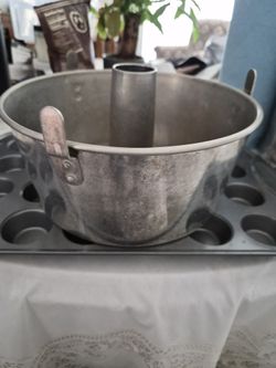 Cake Pan