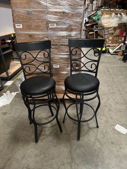 New set of 2 Vintage Swivel 26” Barstools counter Height Bar chair