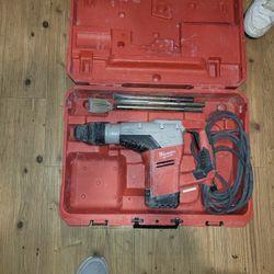 Milwaukee Hamer Drill