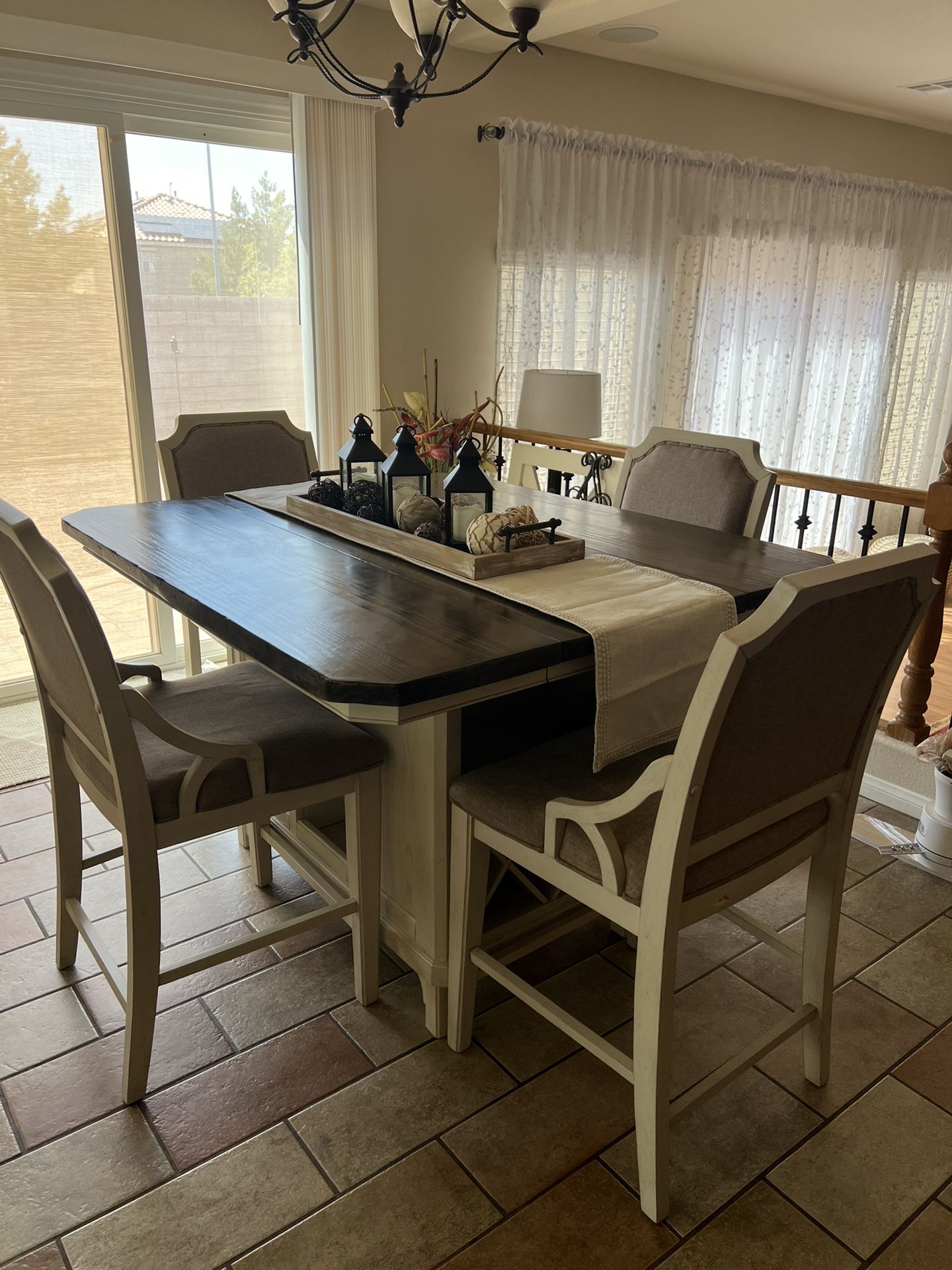 West Chester Kitchen Island Set w/ 4 Chairs by Avalon Furniture
