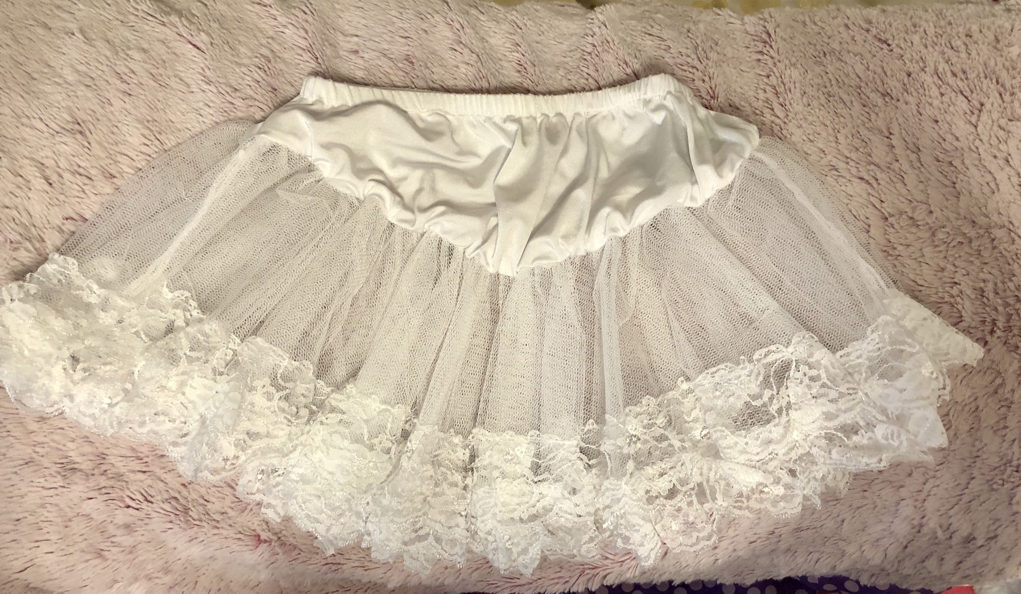 Thule And Lace Skirt Costume Accessory