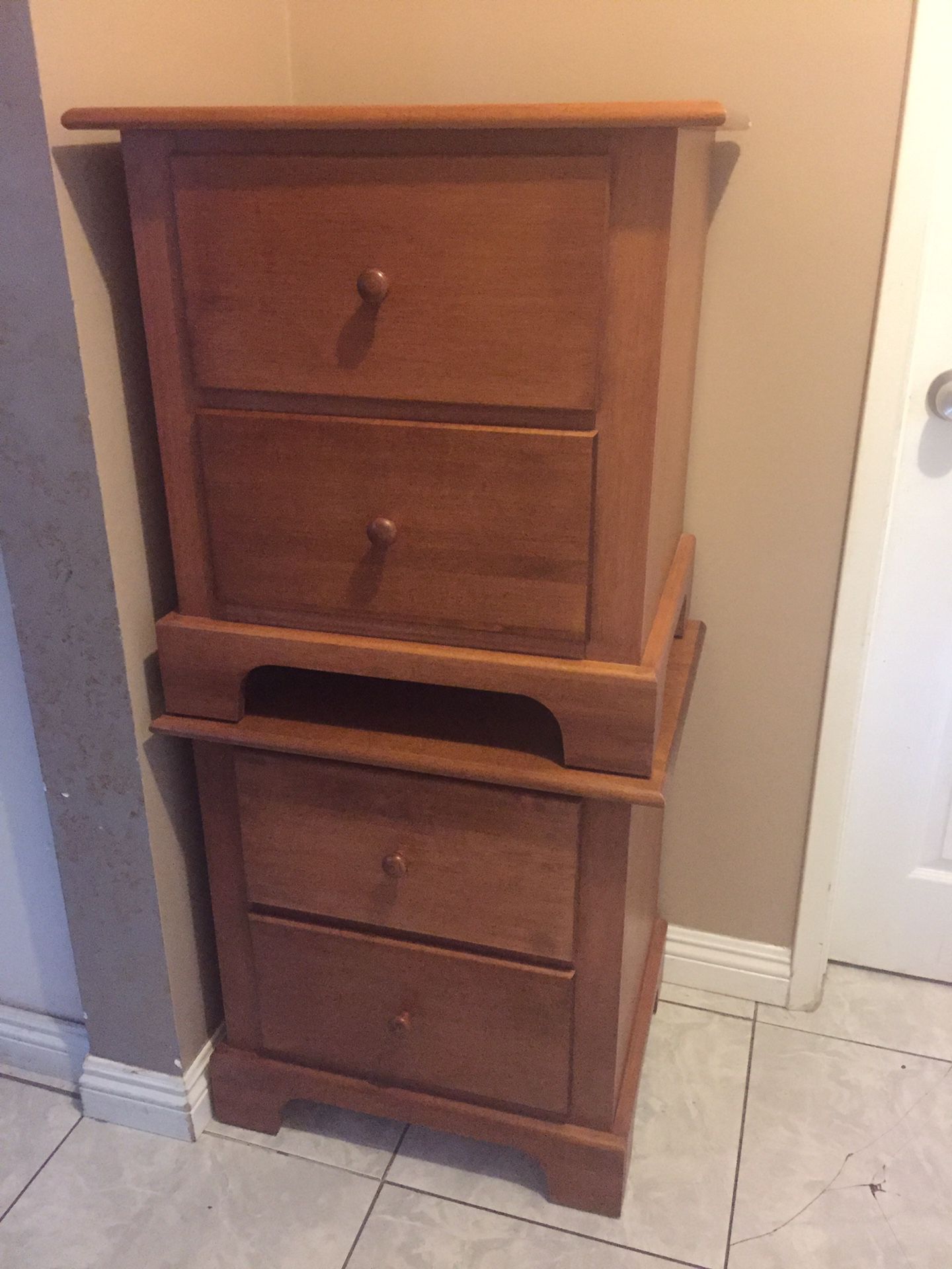 Wood bedside drawers