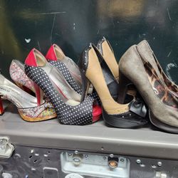 4 Pair  Of Shoes In Like New Condition 