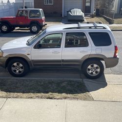 2003 Mazda Tribute