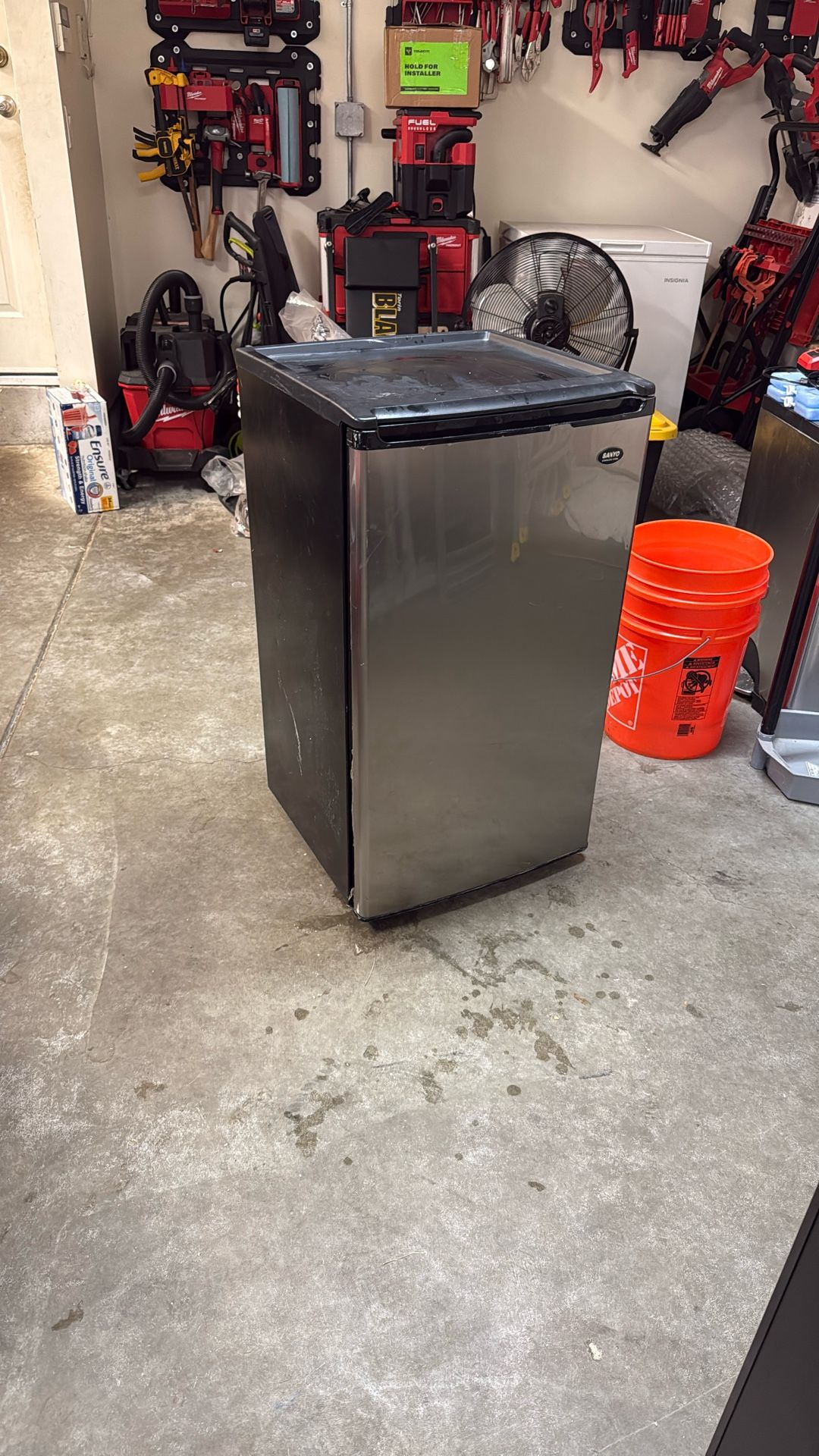 Mini Fridge