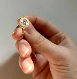 NEW AAA Zircon Diamond Ring Women’s Gold Played Ring