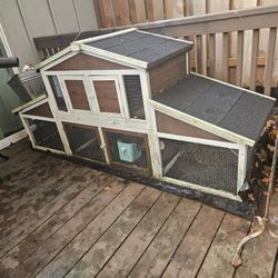 Rabbit/chicken Hutch