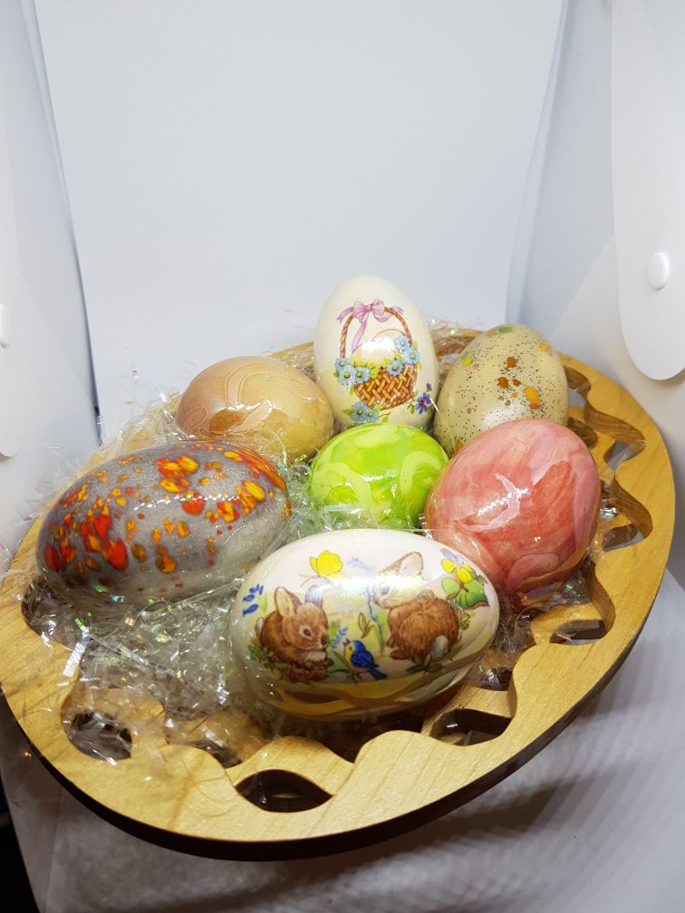 Laser cut decorated wood basket and porcelain Eggs
