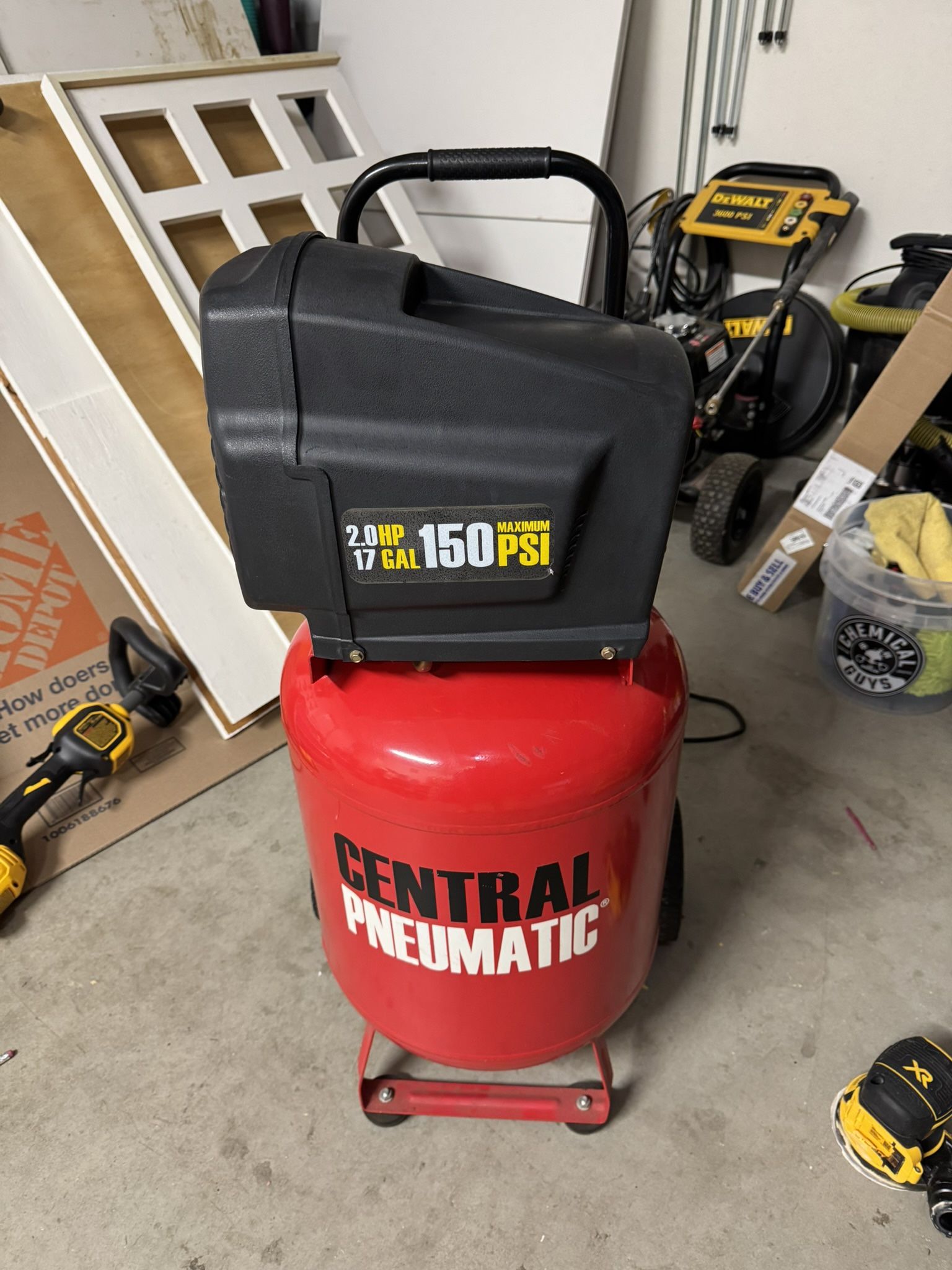 Central Pneumatic Air Compressor