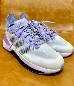 ADIDAS BOOST BOUNCE 💥BRAND NEW💥(great SHAPE & CONDITION:10/10)