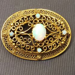 ANTIQUE VICTORIAN 14KT. GOLD & OPAL PENDANT/BROOCH