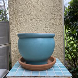 Ceramic Pot With Saucer 