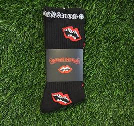 Chrome heart socks 2 black 1 white each pack is 35