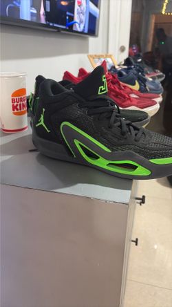 Jordan jason tatum  size 9