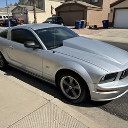 2005 Ford Mustang