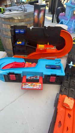 Hot wheels toy