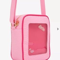 Barbie Pin Display Purse NEW