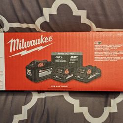 Milwaukee M18 Fuel 18v Battery Kit