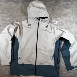 Nike ACG Misery Ridge Storm-FIT ADV GORE-TEX Jacket 