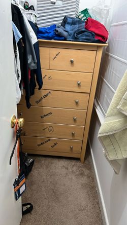 Dresser