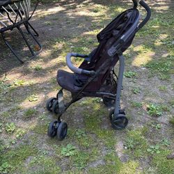 Urbini Baby Stroller