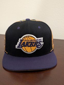LAKERS HAT by Mitchell & Ness