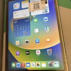 Apple iPad Air 5th Gen 64gb Blue Color 