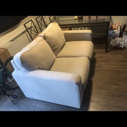 Tan loveseat For Sale 