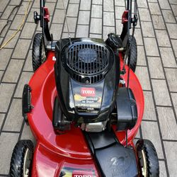  Like New 22” Toro Recycler Self Propelled  Lawn Mower In Cooper City 33330