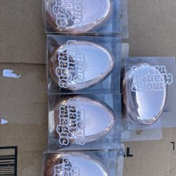“More Than magic” Detangler Hairbrush