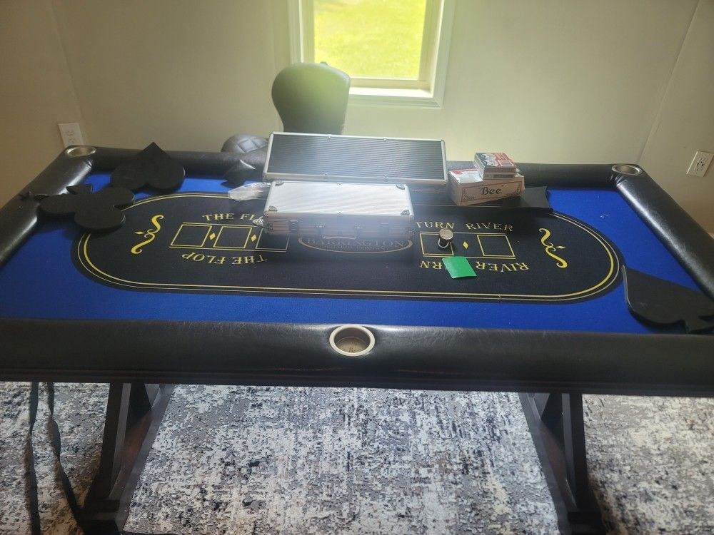 Poker Table