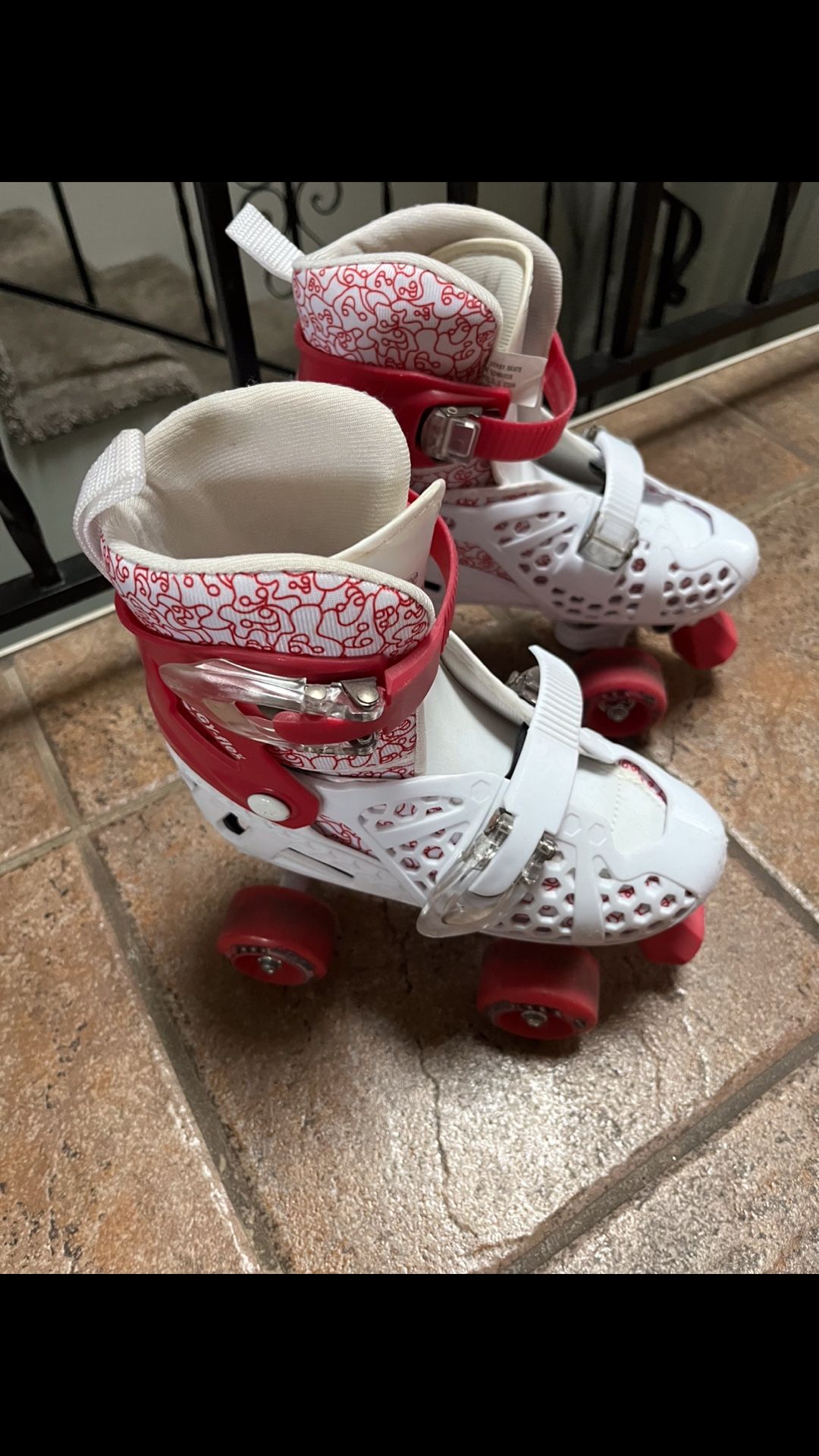 Girls Roller Skates
