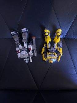 Transformers Action Figures Lot of 2