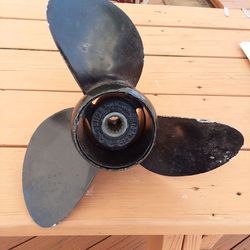 Reconditioned Prop for 60hp Johnson Evinrude
