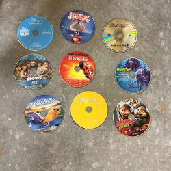 Family DVD/Blu-ray Set (Retail 80$) 