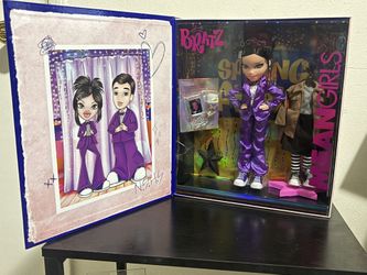 BRATZ X MEAN GIRLS SPRING FLING COLLECTOR DOLL - JANIS