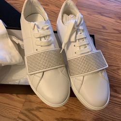 VERSACE Shoe Brand New Price in the description below