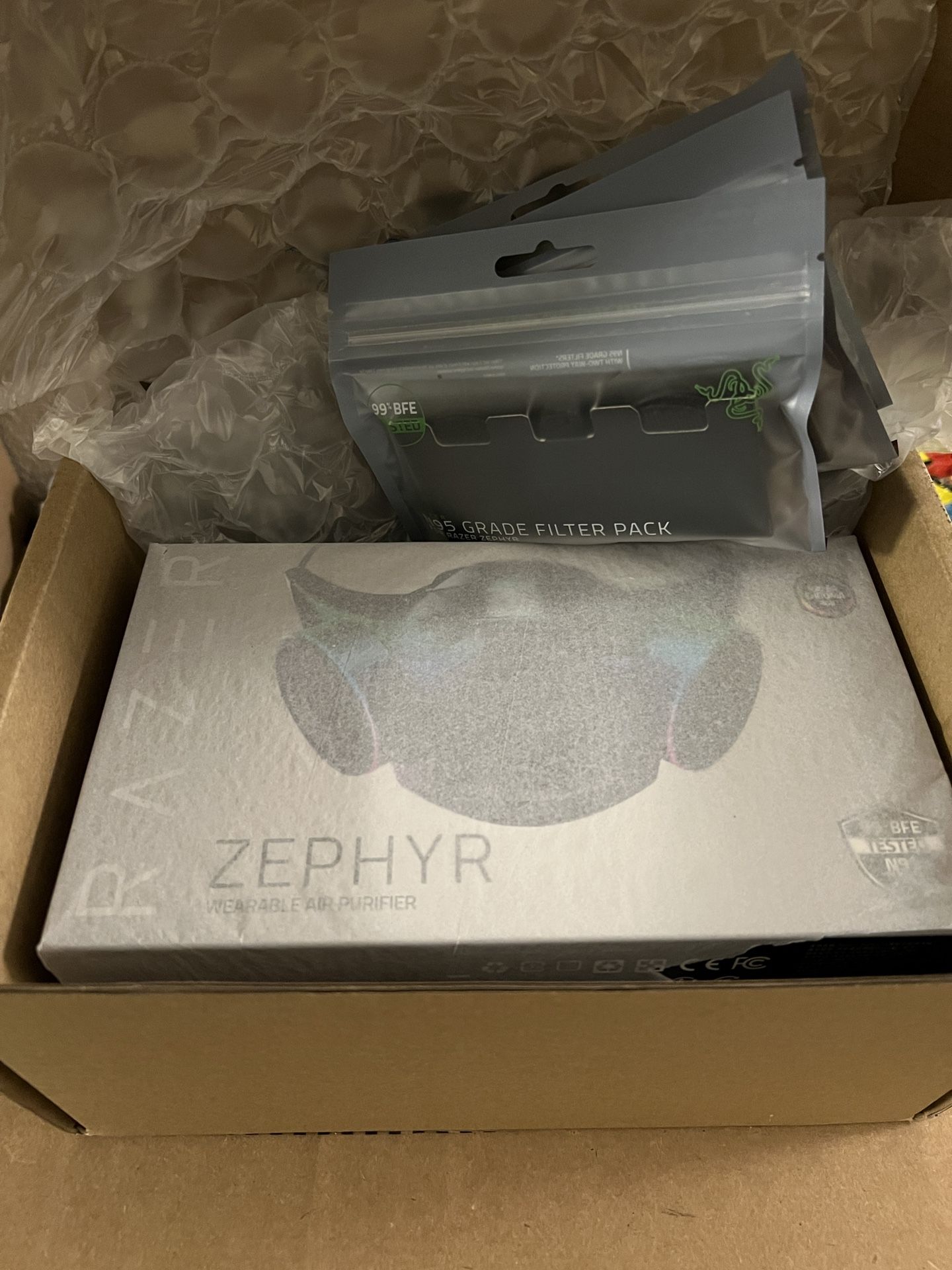 Razer Zephyr Starter Pack Mask Rgb Brand New Sealed