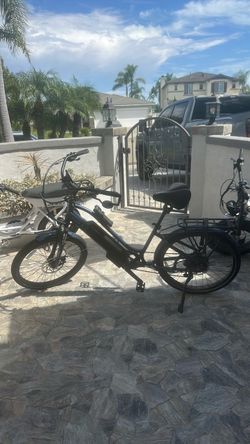E Lux Beach Cruiser Electric Bike