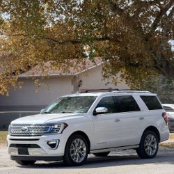 Ford Expedition Platinium 2019