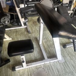 Heavy Duty Preacher Curl Bench – Old School Commercial Style
