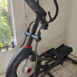 Schwinn Fitness 470 Elliptical 