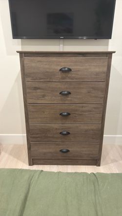 5 Drawer Modern Looking Dresser $100 or best offer