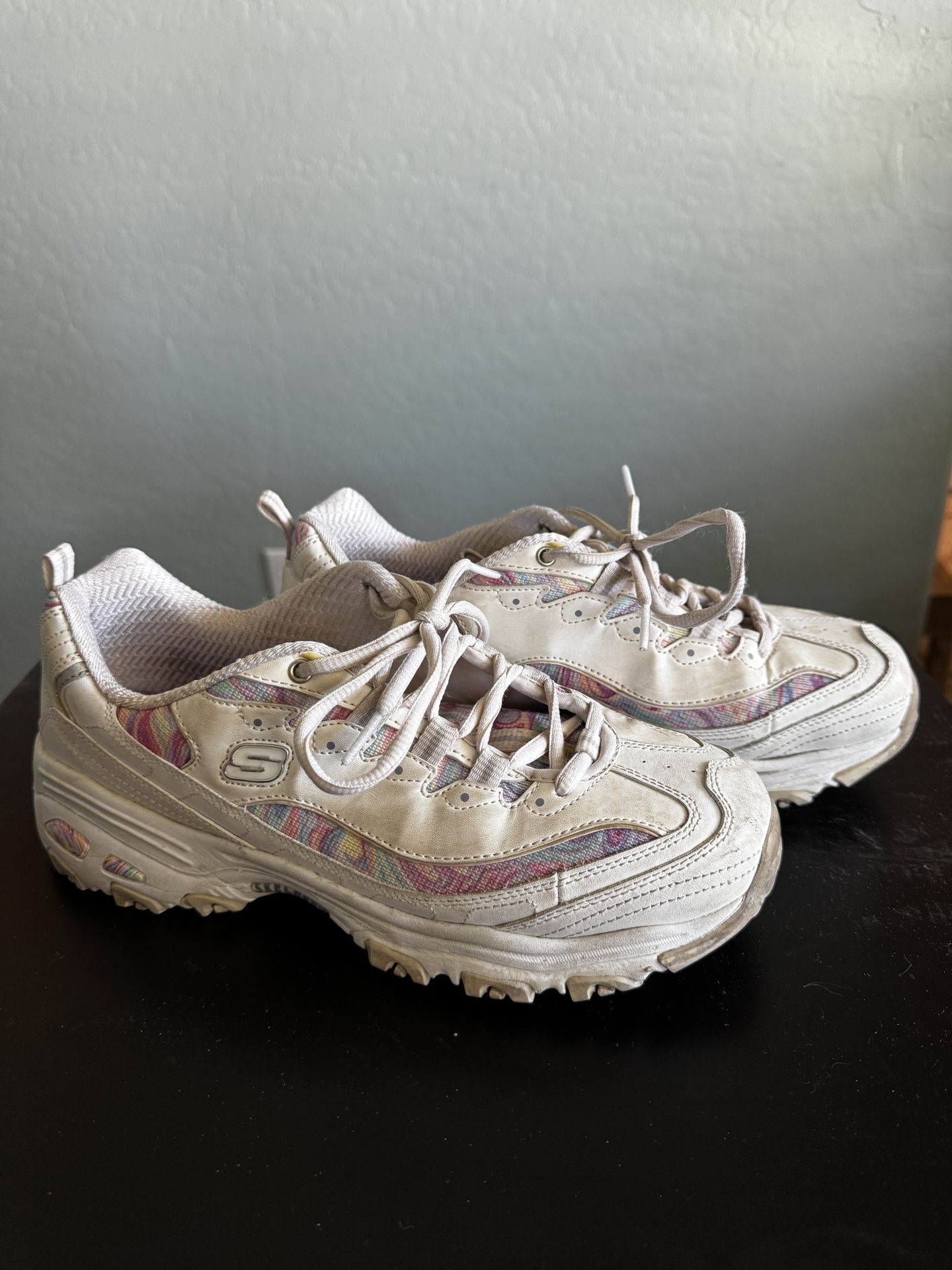 Skechers Ladies Size 10 Multi-Color Sneakers