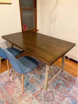 Kitchen Table with 2 chairs