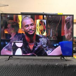 55 Inch TCL Roku 4k Smart Beautiful Tv Comes With Remote Control Shows Great Picture Works Fantastic Guaranteed 