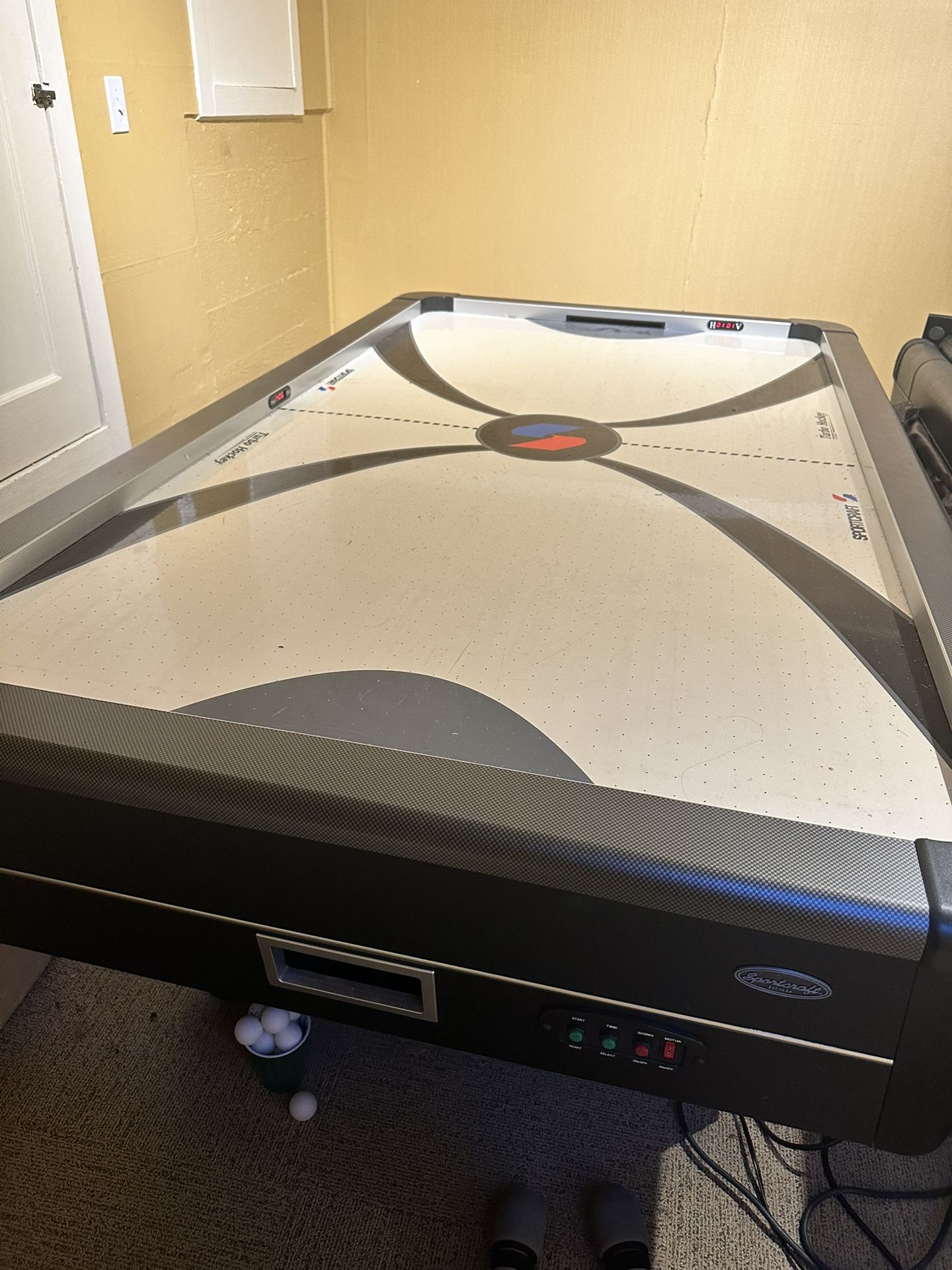 7 Foot Sportcraft Air Hockey Ping Pong Table