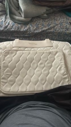 Bella Russo quilted 17.7” weekend duffle bag